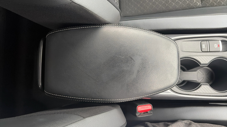 Nissan Juke 1.0 DiG-T 114 N-Connecta 5dr DCT Petrol Hatchback